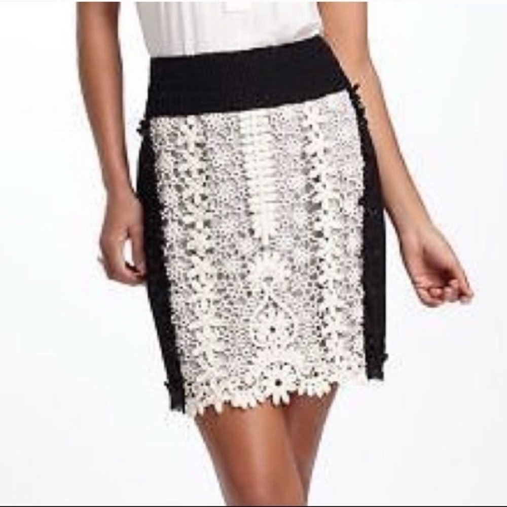 Anthropologie Leifnotes Patchwork Lace Boho Skirt Black Cream Crochet Size 4P